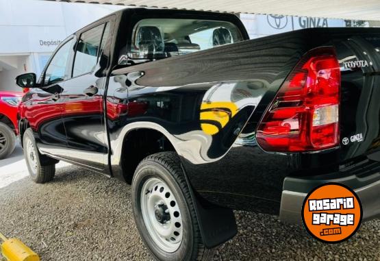 Camionetas - Toyota Hilux 2.4 4x2 dx 2024 Diesel 0Km - En Venta