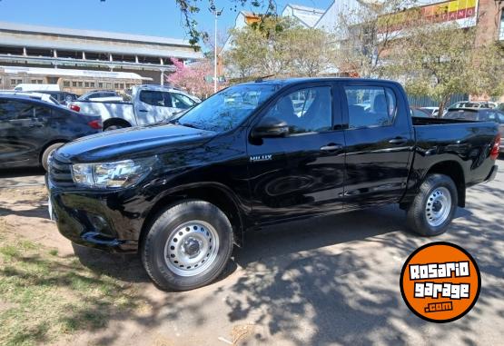 Camionetas - Toyota Hilux 2.4 4x2 dx 2024 Diesel 0Km - En Venta