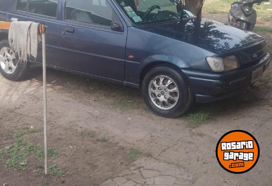 Autos - Ford Fiesta 1996 Diesel 300000Km - En Venta