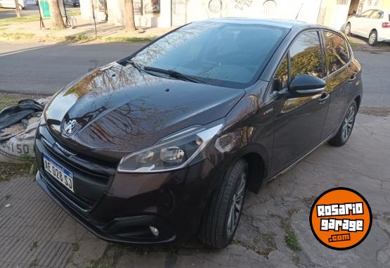 Autos - Peugeot 208 in concert 2020 Nafta 49117Km - En Venta