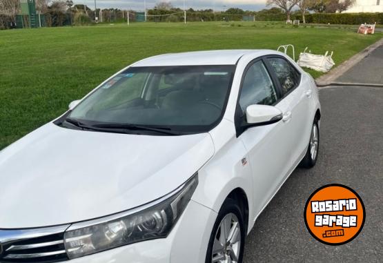 Autos - Toyota Corolla Xei CVT At 2016 Nafta 99700Km - En Venta