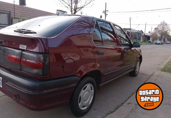 Autos - Renault 19 1996 Nafta 114000Km - En Venta