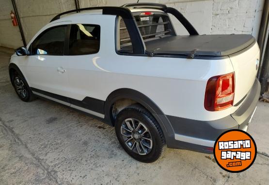 Camionetas - Volkswagen Saveiro Cross 2017 GNC 106000Km - En Venta