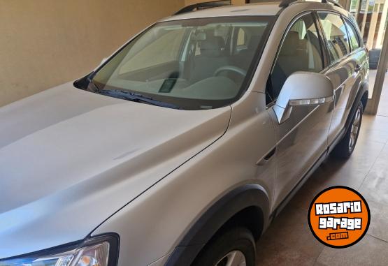 Camionetas - Chevrolet Captiva 2018 Nafta 75300Km - En Venta