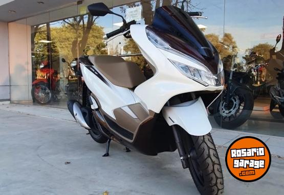 Motos - Honda PCX 0Km 2020 Nafta 3Km - En Venta