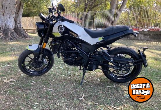 Motos - Benelli LEONCINO 250 2023 Nafta 3900Km - En Venta