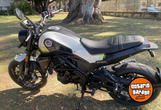 Motos - Benelli LEONCINO 250 2023 Nafta 3900Km - En Venta