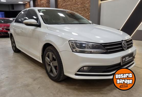 Autos - Volkswagen VENTO COMFORTLINE 1.4L DS 2015 Nafta 123000Km - En Venta