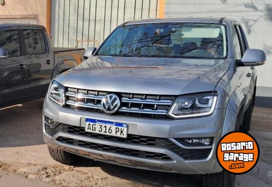 Camionetas - Volkswagen AMAROK HIGHLINE 2023 Diesel 63Km - En Venta