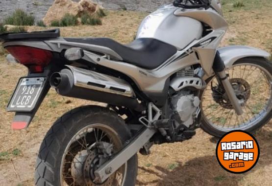 Motos - Honda Falcon 400 tornado 2015 Nafta 20000Km - En Venta