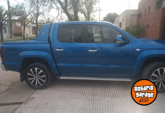 Camionetas - Volkswagen Amarok full 2017 Diesel 140000Km - En Venta