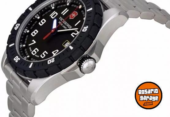 Indumentaria - SWISS ARMY - En Venta