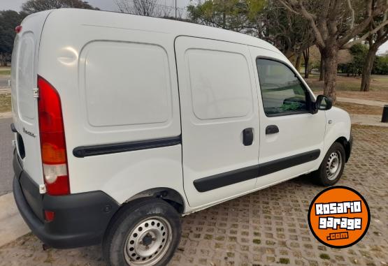 Utilitarios - Renault Kangoo 2015 Nafta 111111Km - En Venta