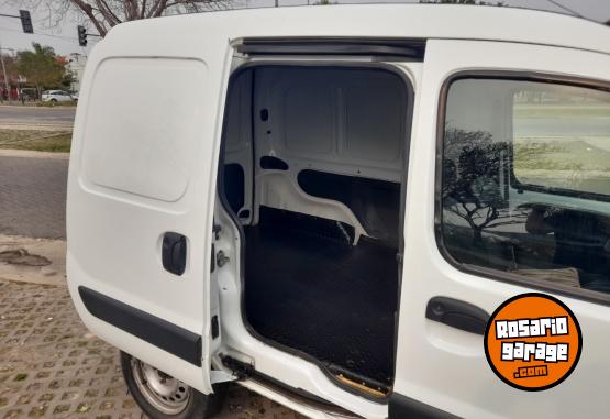 Utilitarios - Renault Kangoo 2015 Nafta 111111Km - En Venta