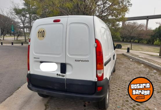 Utilitarios - Renault Kangoo 2015 Nafta 111111Km - En Venta