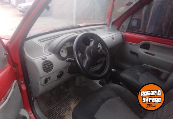 Utilitarios - Renault kangoo furgon 2009 Diesel 255000Km - En Venta