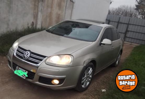 Autos - Volkswagen VENTO AVANCE 2009 Nafta 285000Km - En Venta