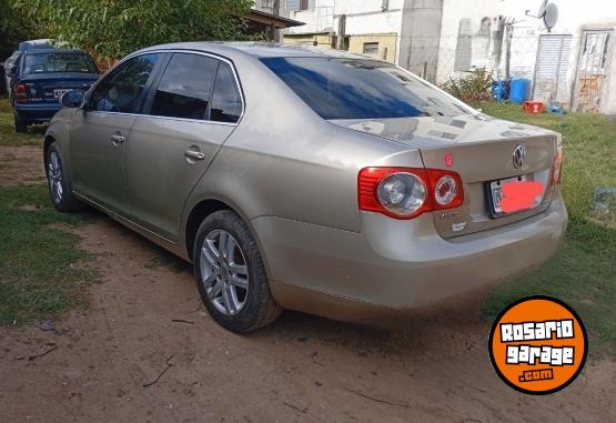 Autos - Volkswagen VENTO AVANCE 2007 Nafta 285000Km - En Venta