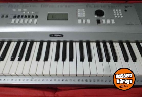 Instrumentos Musicales - Yamaha Grand Piano DGX-230 - En Venta