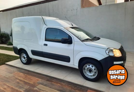 Utilitarios - Fiat Fiorino 2017 GNC 100000Km - En Venta