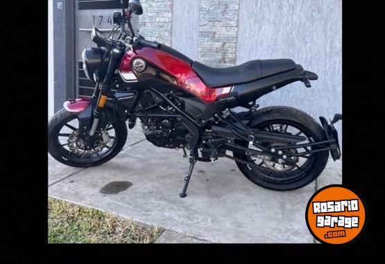 Motos - Benelli Leoncino 250 2022 Nafta 1600Km - En Venta