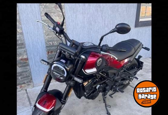 Motos - Benelli Leoncino 250 2022 Nafta 1600Km - En Venta