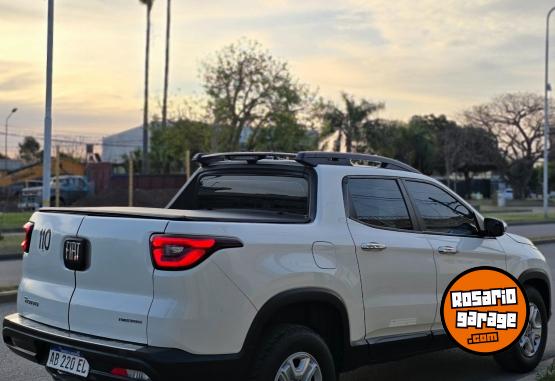 Camionetas - Fiat Toro freedom 2017 Diesel 97000Km - En Venta