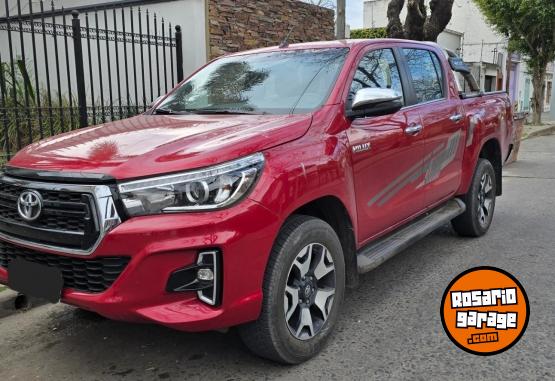 Camionetas - Toyota Hilux 4x4 D/C SRX 2.8 TDI 2019 Diesel 118000Km - En Venta