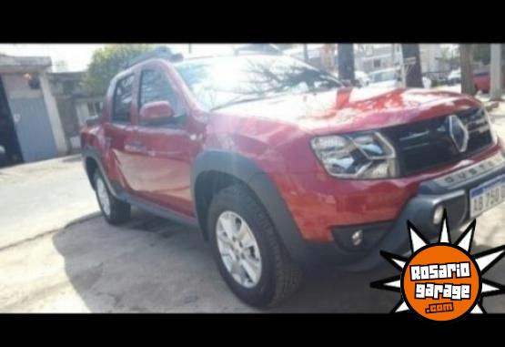 Camionetas - Renault Duster oroch 2017 Nafta 71000Km - En Venta