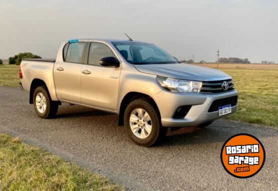 Camionetas - Toyota Hilux SR 2018 Diesel 230000Km - En Venta