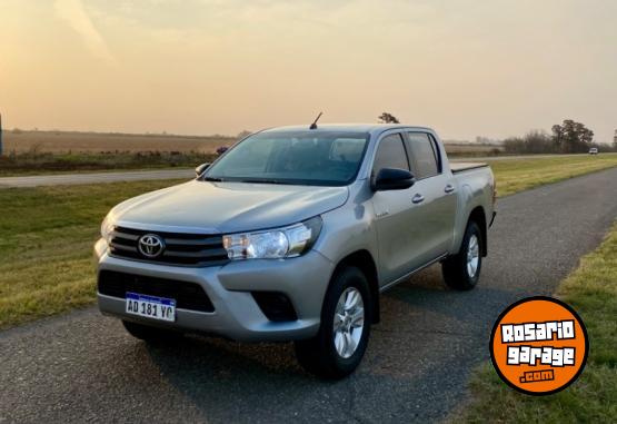 Camionetas - Toyota Hilux SR 2018 Diesel 230000Km - En Venta