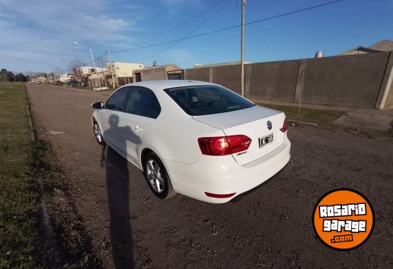 Autos - Volkswagen Vento luxury 2012 Nafta 165000Km - En Venta