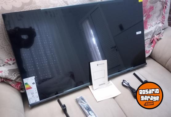 Hogar - TV SMART LED 43" NUEVO MOTOROLA - En Venta