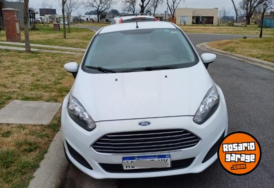 Autos - Ford Fiesta kinetic 2017 Nafta 35000Km - En Venta