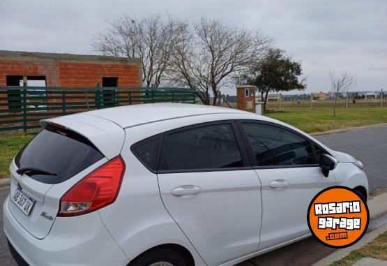 Autos - Ford Fiesta kinetic 2017 Nafta 35000Km - En Venta