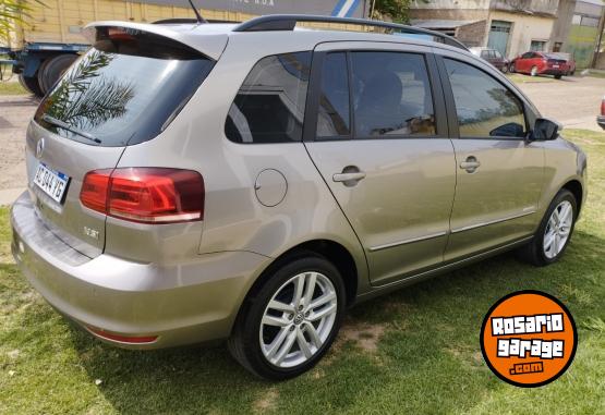 Autos - Volkswagen SURAN HIGLINE MSI 16 V 2017 Nafta 52000Km - En Venta