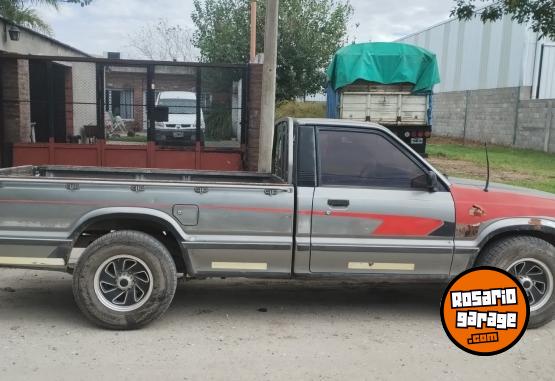 Camionetas - Mazda B2500 UG81 DX 1997 Diesel 130000Km - En Venta