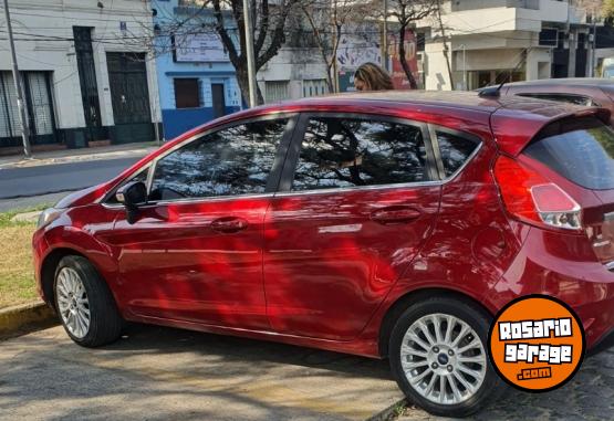 Autos - Ford Fiesta titanium 2015 Nafta 113000Km - En Venta