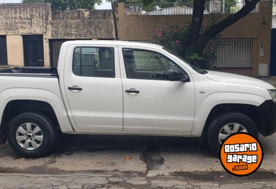 Camionetas - Volkswagen Amarok 180cv 4x2 permuto 2013 Diesel 160000Km - En Venta