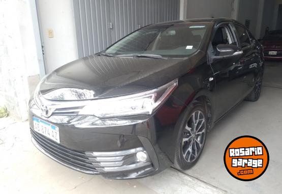 Autos - Toyota Corolla Seg / LN 2017 Nafta 99000Km - En Venta