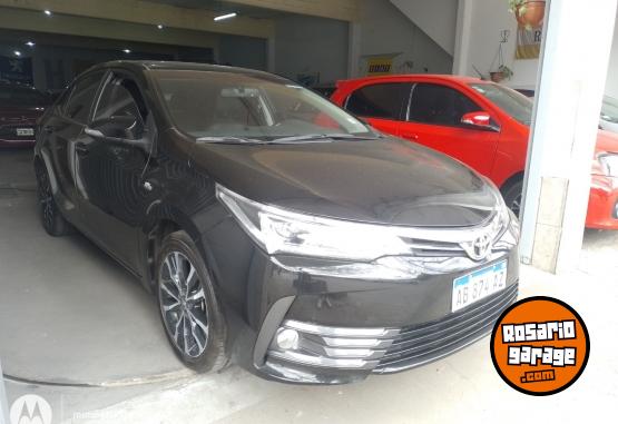 Autos - Toyota Corolla Seg / LN 2017 Nafta 99000Km - En Venta