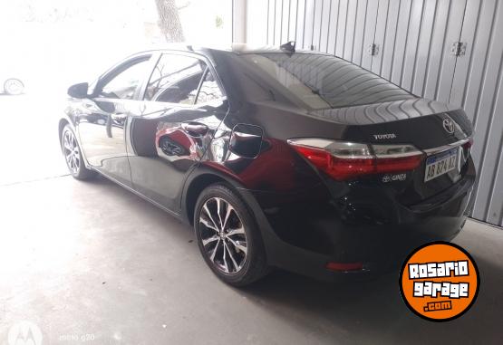 Autos - Toyota Corolla Seg / LN 2017 Nafta 99000Km - En Venta