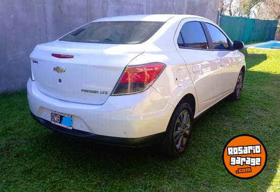 Autos - Chevrolet Prisma 2015 Nafta 97000Km - En Venta