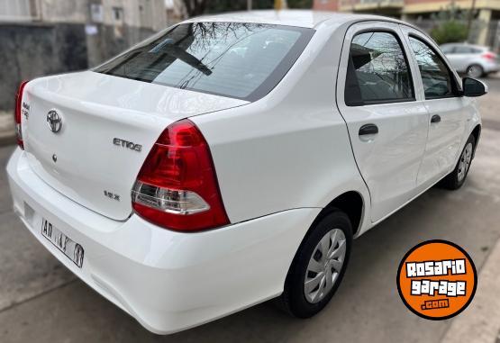 Autos - Toyota Etios 1.5 "X" 6M/T 4P 2019 Nafta 51000Km - En Venta