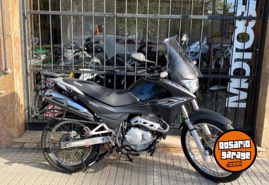 Motos - Honda FALCON NX 400 2015 Nafta 14300Km - En Venta