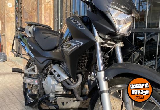 Motos - Honda FALCON NX 400 2015 Nafta 14300Km - En Venta