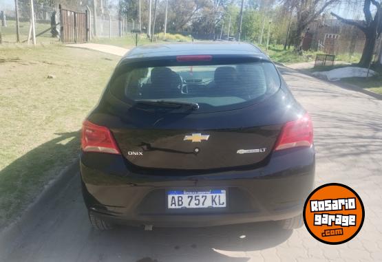 Autos - Chevrolet Onix lt 2017 Nafta 87000Km - En Venta