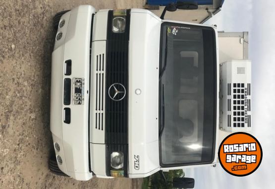 Camiones y Gras - Mercedes 710 - En Venta