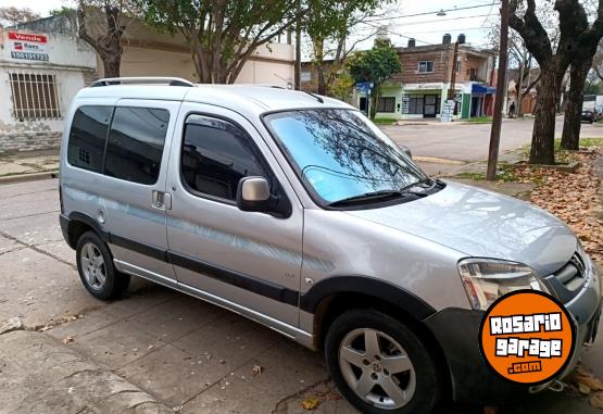 Utilitarios - Peugeot Partner 2012 Diesel 110000Km - En Venta