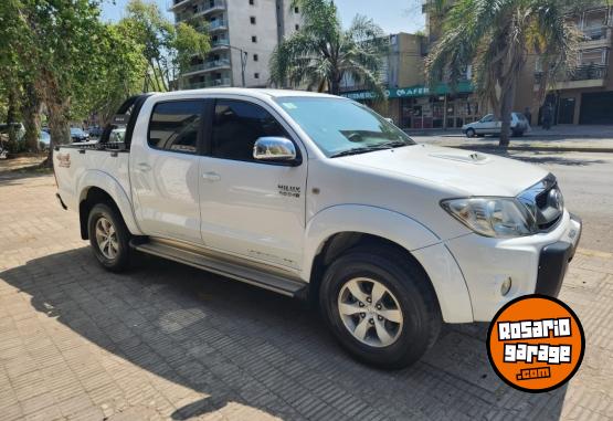 Camionetas - Toyota HILUX SRV 3.0 4X4 2009 Diesel 260000Km - En Venta